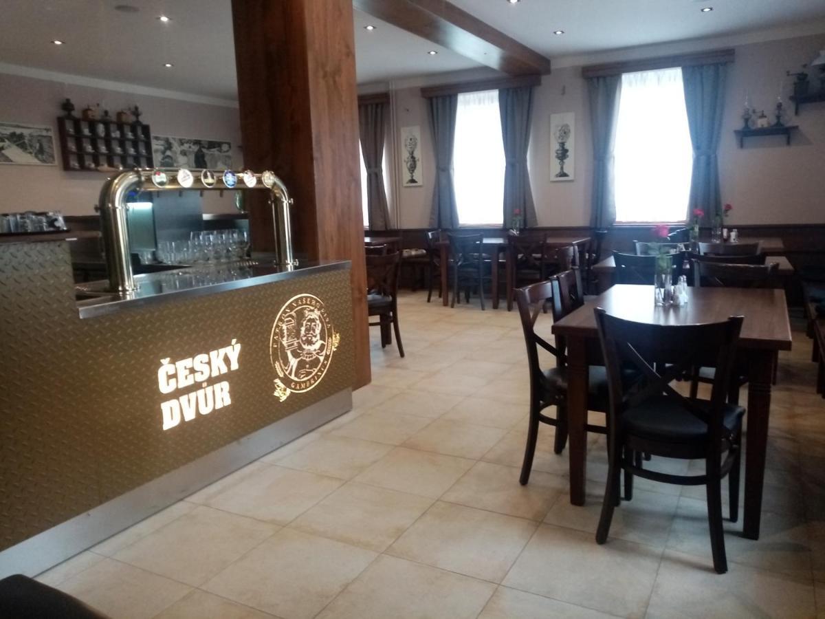 Penzion Cesky Dvur Stary Plzenec Extérieur photo