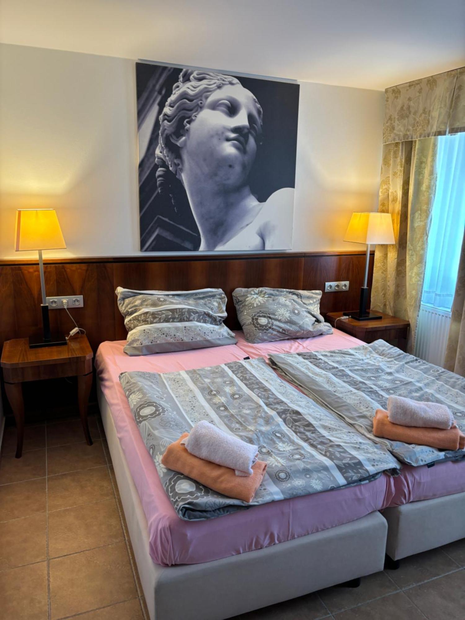Penzion Cesky Dvur Stary Plzenec Extérieur photo
